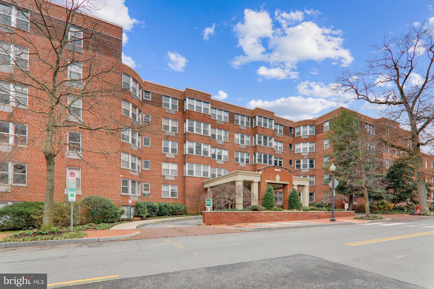 2500 Q ST NW #201, WASHINGTON, District Of Columbia 20007, 1 Bedroom Bedrooms, ,1 BathroomBathrooms,Residential,For sale,2500 Q ST NW #201,DCDC2202952 MLS # DCDC2202952