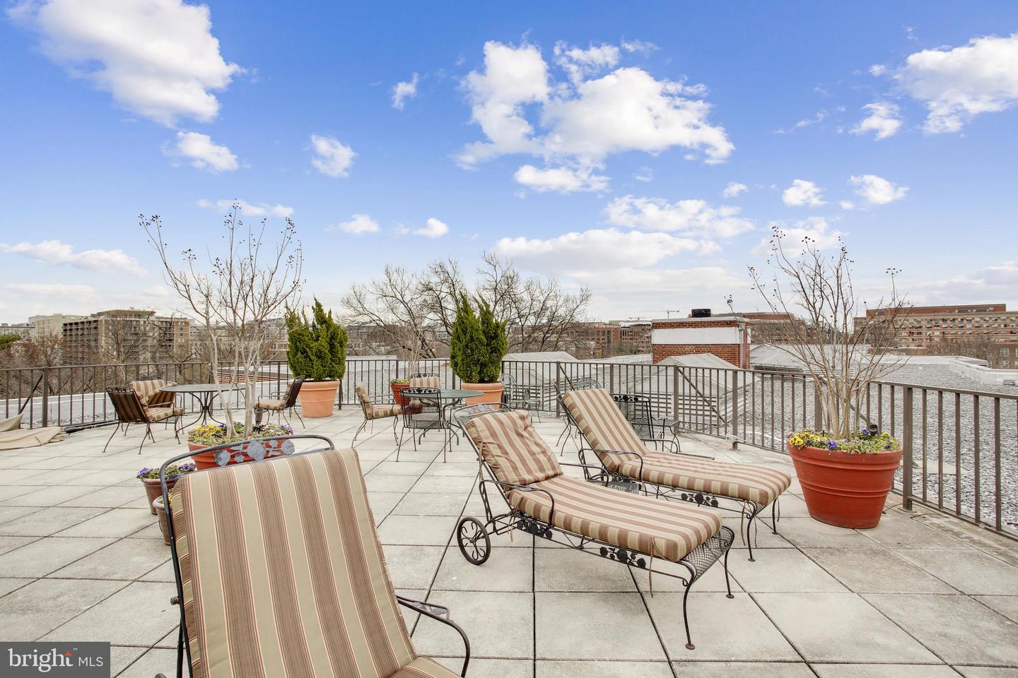 2500 Q ST NW #201, WASHINGTON, District Of Columbia 20007, 1 Bedroom Bedrooms, ,1 BathroomBathrooms,Residential,For sale,2500 Q ST NW #201,DCDC2202952 MLS # DCDC2202952