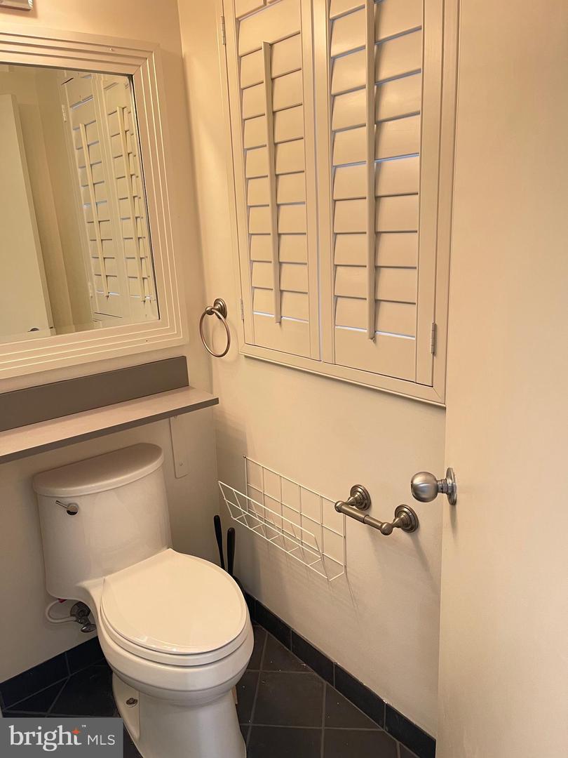 2500 Q ST NW #201, WASHINGTON, District Of Columbia 20007, 1 Bedroom Bedrooms, ,1 BathroomBathrooms,Residential,For sale,2500 Q ST NW #201,DCDC2202952 MLS # DCDC2202952