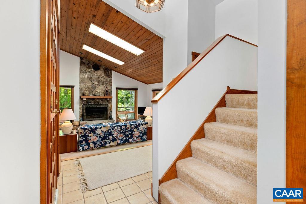 98 PEDLARS PT, ROSELAND, Virginia 22967, 4 Bedrooms Bedrooms, ,3 BathroomsBathrooms,Residential,For sale,98 PEDLARS PT,665061 MLS # 665061