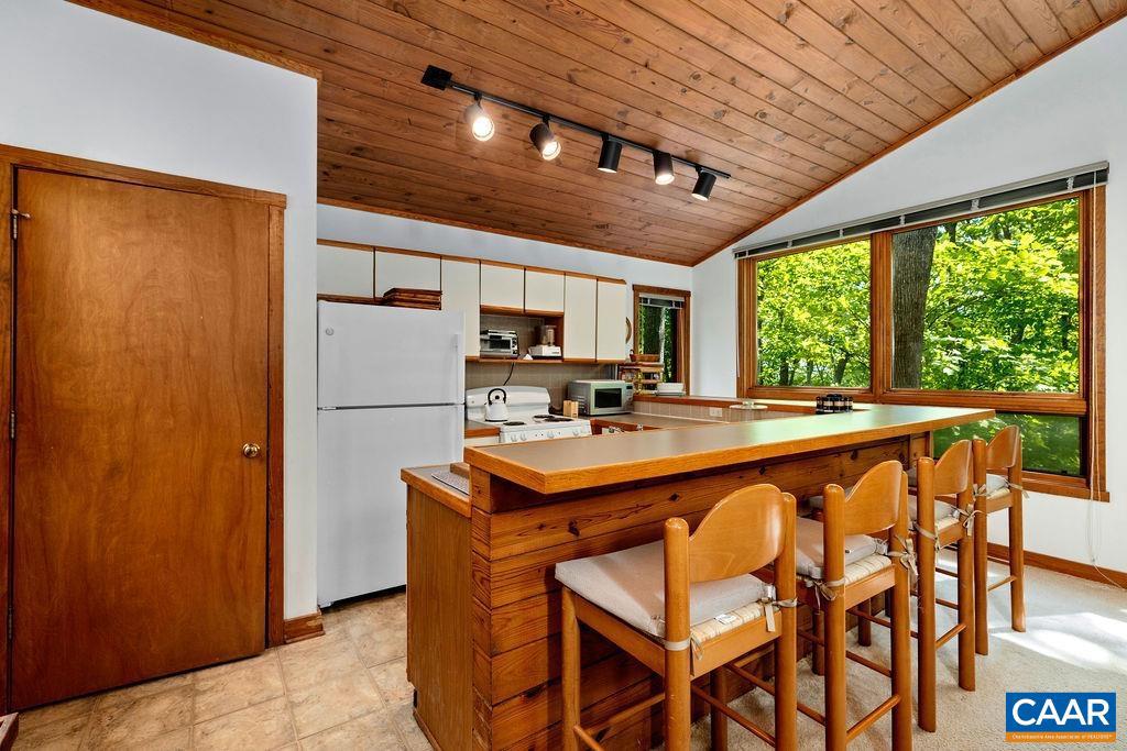 98 PEDLARS PT, ROSELAND, Virginia 22967, 4 Bedrooms Bedrooms, ,3 BathroomsBathrooms,Residential,For sale,98 PEDLARS PT,665061 MLS # 665061