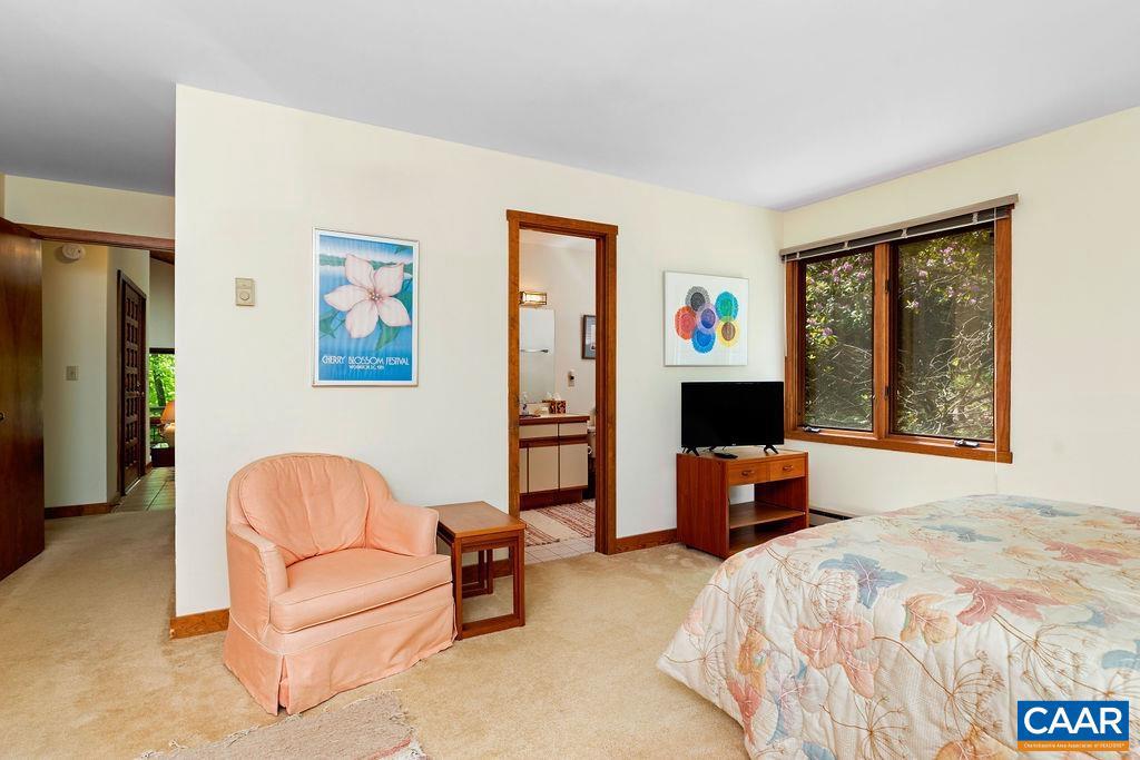 98 PEDLARS PT, ROSELAND, Virginia 22967, 4 Bedrooms Bedrooms, ,3 BathroomsBathrooms,Residential,For sale,98 PEDLARS PT,665061 MLS # 665061