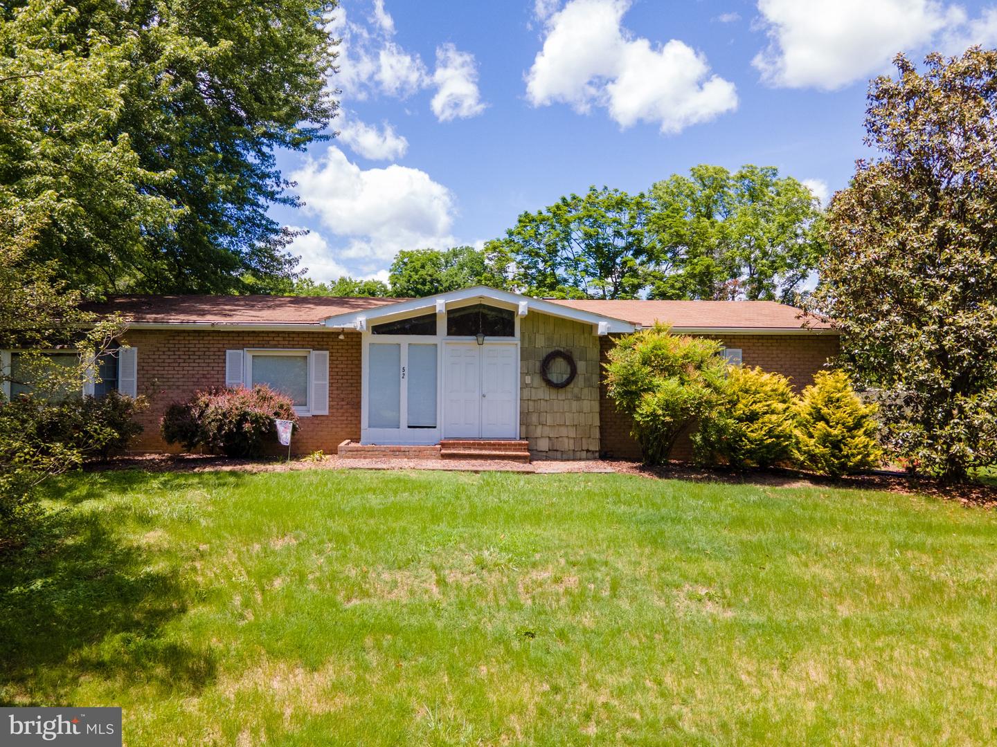 52 GOLDEN MAPLE LN, MAURERTOWN, Virginia 22644, 3 Bedrooms Bedrooms, ,2 BathroomsBathrooms,Residential,For sale,52 GOLDEN MAPLE LN,VASH2011590 MLS # VASH2011590