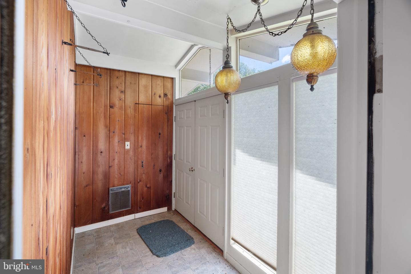 52 GOLDEN MAPLE LN, MAURERTOWN, Virginia 22644, 3 Bedrooms Bedrooms, ,2 BathroomsBathrooms,Residential,For sale,52 GOLDEN MAPLE LN,VASH2011590 MLS # VASH2011590