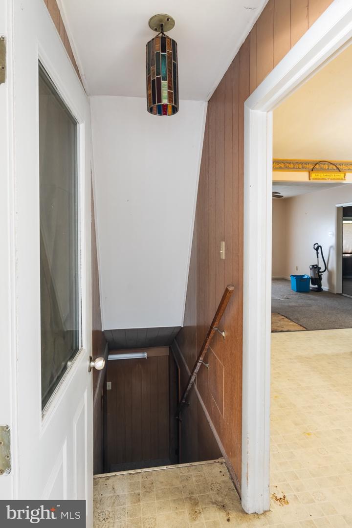 52 GOLDEN MAPLE LN, MAURERTOWN, Virginia 22644, 3 Bedrooms Bedrooms, ,2 BathroomsBathrooms,Residential,For sale,52 GOLDEN MAPLE LN,VASH2011590 MLS # VASH2011590