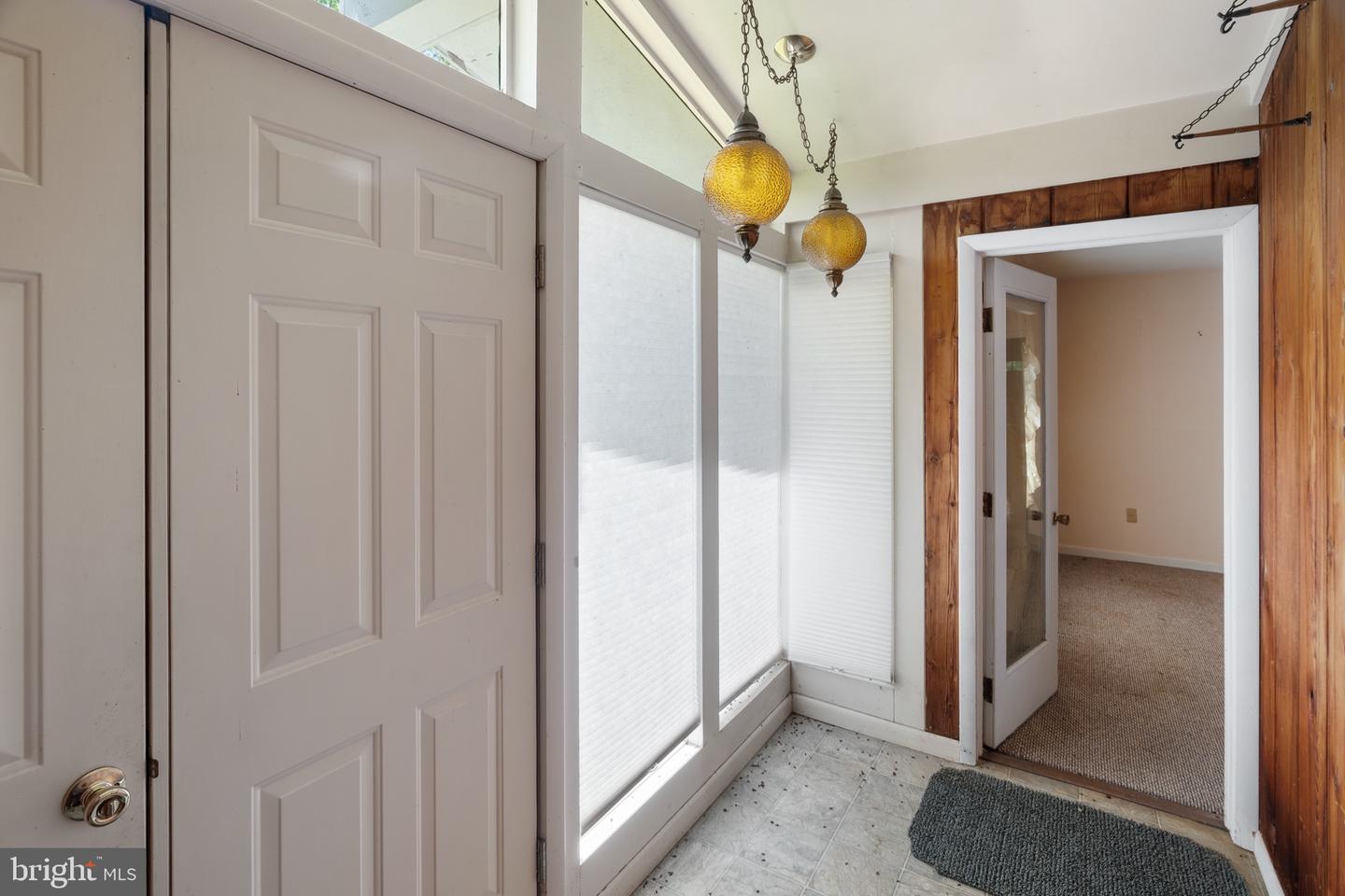 52 GOLDEN MAPLE LN, MAURERTOWN, Virginia 22644, 3 Bedrooms Bedrooms, ,2 BathroomsBathrooms,Residential,For sale,52 GOLDEN MAPLE LN,VASH2011590 MLS # VASH2011590