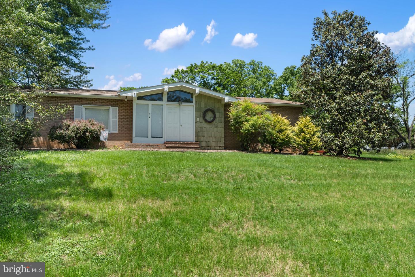 52 GOLDEN MAPLE LN, MAURERTOWN, Virginia 22644, 3 Bedrooms Bedrooms, ,2 BathroomsBathrooms,Residential,For sale,52 GOLDEN MAPLE LN,VASH2011590 MLS # VASH2011590
