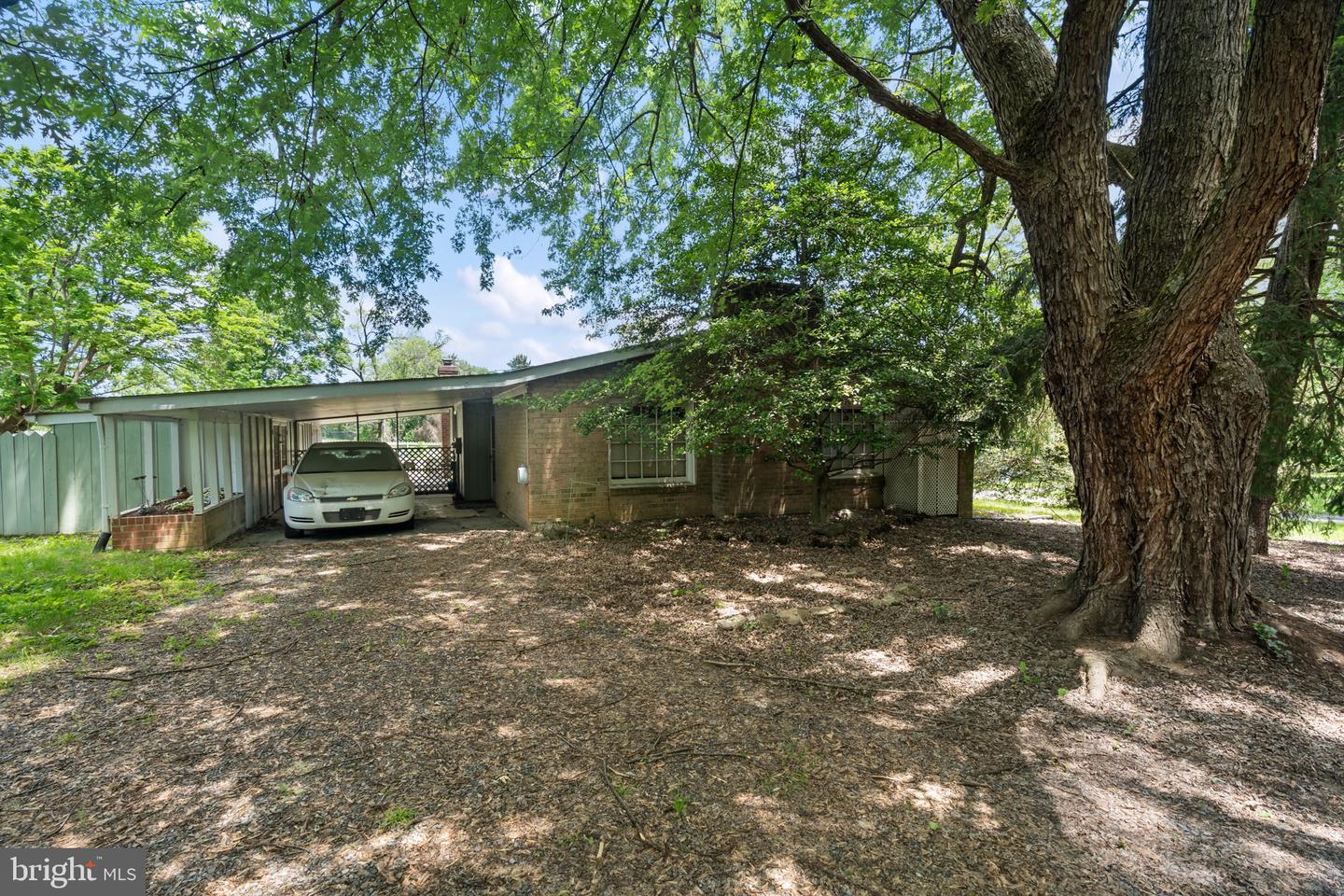 52 GOLDEN MAPLE LN, MAURERTOWN, Virginia 22644, 3 Bedrooms Bedrooms, ,2 BathroomsBathrooms,Residential,For sale,52 GOLDEN MAPLE LN,VASH2011590 MLS # VASH2011590