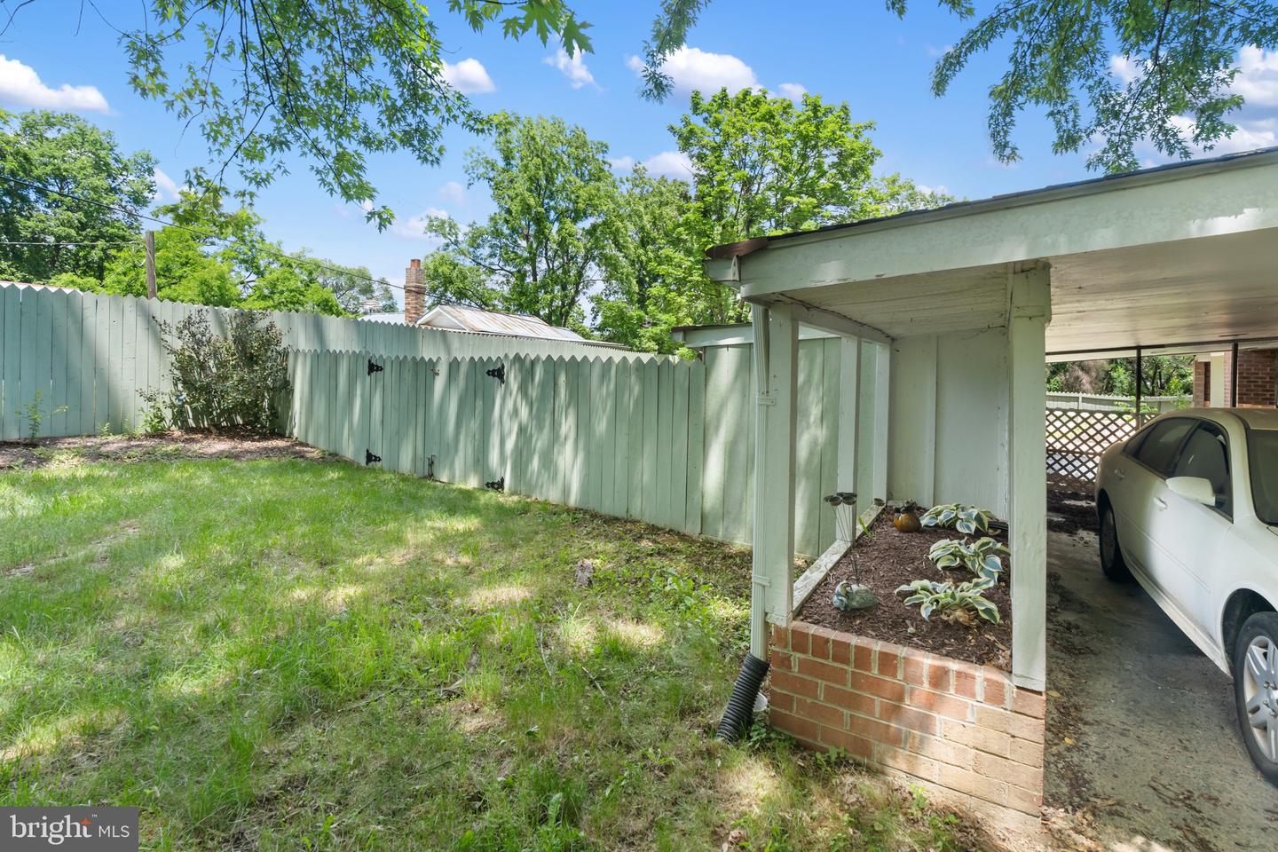 52 GOLDEN MAPLE LN, MAURERTOWN, Virginia 22644, 3 Bedrooms Bedrooms, ,2 BathroomsBathrooms,Residential,For sale,52 GOLDEN MAPLE LN,VASH2011590 MLS # VASH2011590