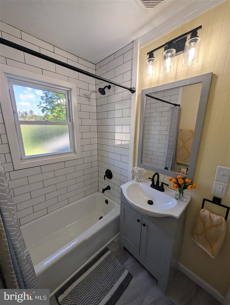 411 RESETTLEMENT, MADISON, Virginia 22727, 2 Bedrooms Bedrooms, ,1 BathroomBathrooms,Residential,For sale,411 RESETTLEMENT,VAMA2002256 MLS # VAMA2002256