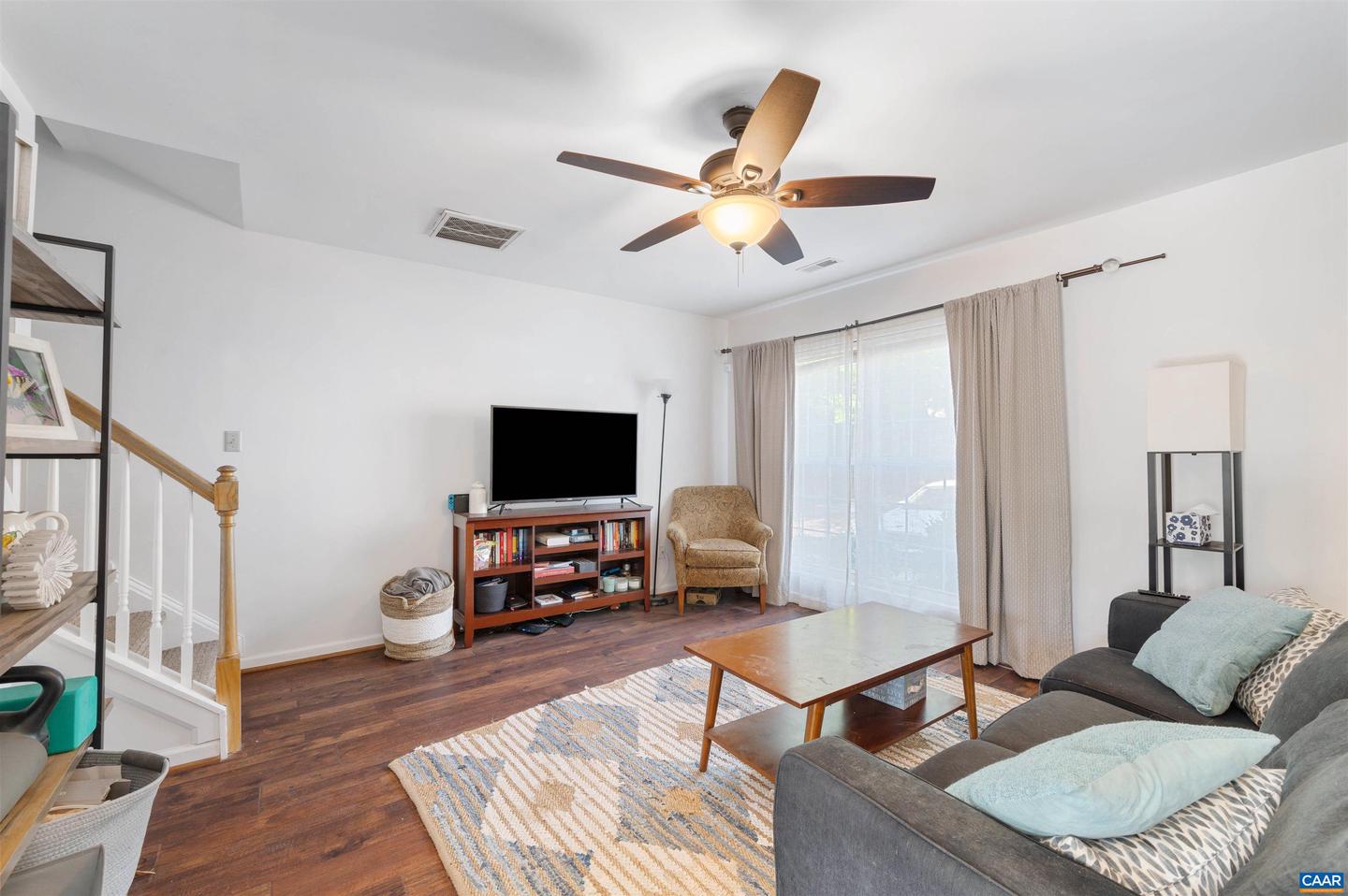 119 DANBURY CT, CHARLOTTESVILLE, Virginia 22902, 3 Bedrooms Bedrooms, ,2 BathroomsBathrooms,Residential,For sale,119 DANBURY CT,664838 MLS # 664838