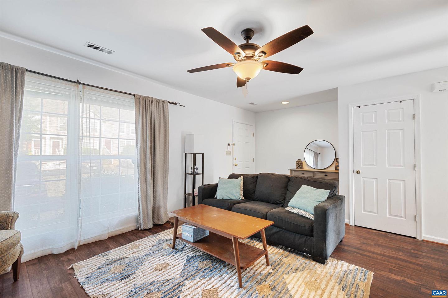 119 DANBURY CT, CHARLOTTESVILLE, Virginia 22902, 3 Bedrooms Bedrooms, ,2 BathroomsBathrooms,Residential,For sale,119 DANBURY CT,664838 MLS # 664838