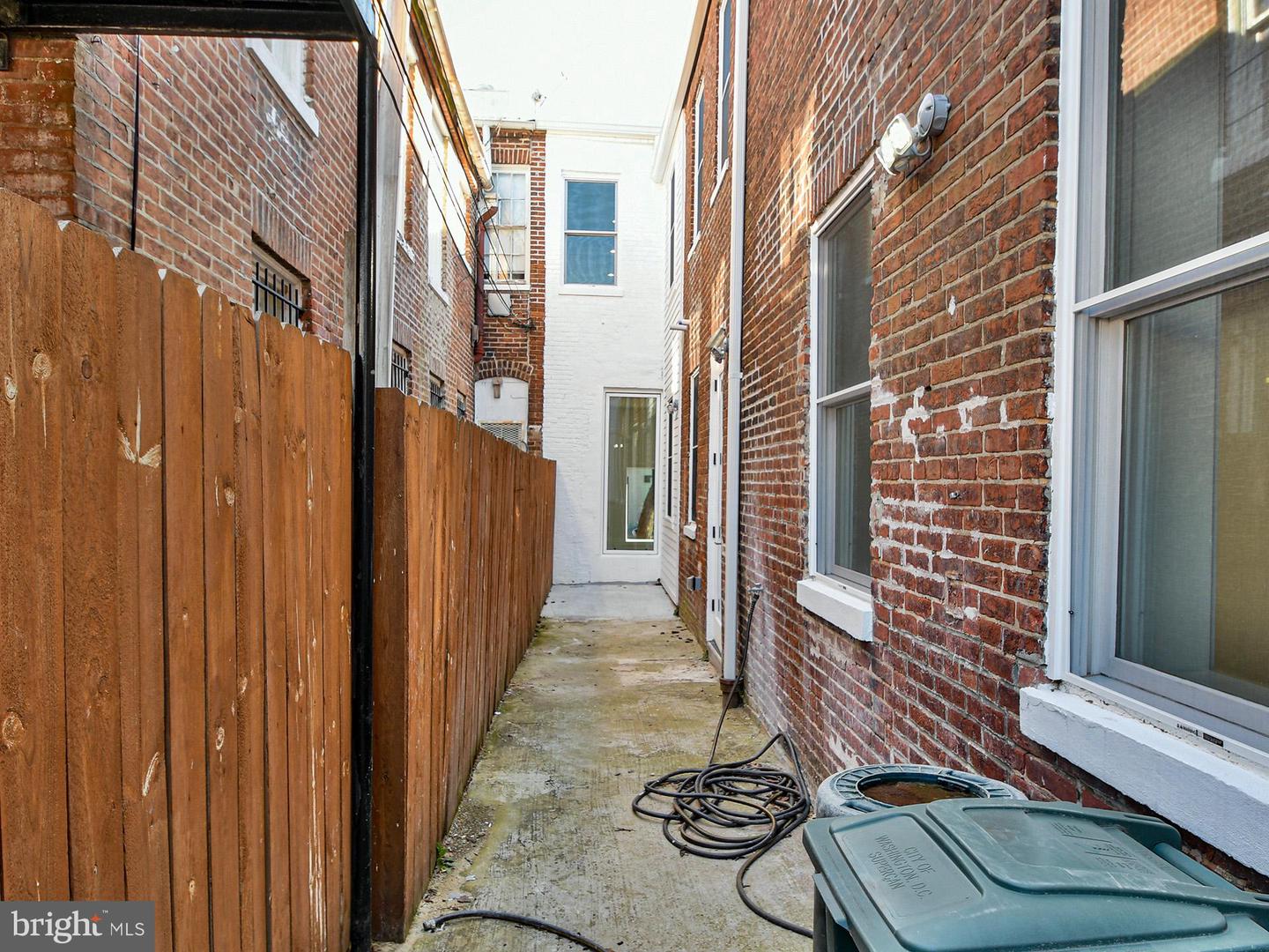 515 11TH ST SE, WASHINGTON, District Of Columbia 20003, ,Land,For sale,515 11TH ST SE,DCDC2203114 MLS # DCDC2203114
