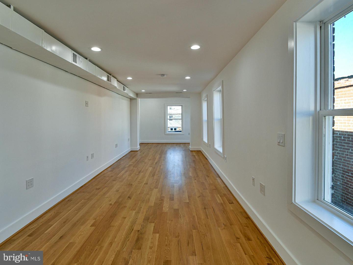 515 11TH ST SE, WASHINGTON, District Of Columbia 20003, ,Land,For sale,515 11TH ST SE,DCDC2203114 MLS # DCDC2203114