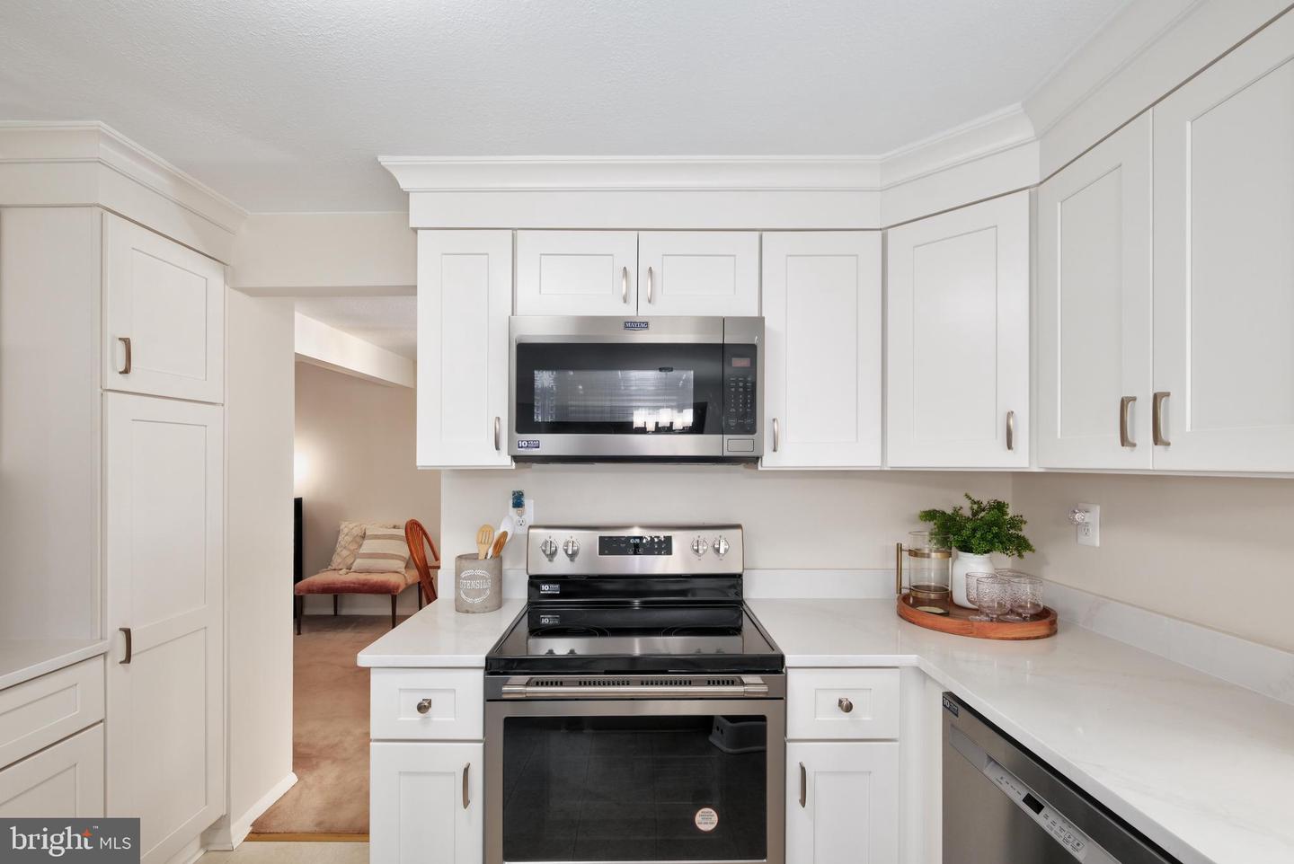 10712 FREDS OAK CT, BURKE, Virginia 22015, 4 Bedrooms Bedrooms, ,2 BathroomsBathrooms,Residential,For sale,10712 FREDS OAK CT,VAFX2191502 MLS # VAFX2191502