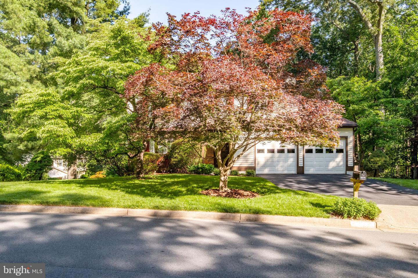 10712 FREDS OAK CT, BURKE, Virginia 22015, 4 Bedrooms Bedrooms, ,2 BathroomsBathrooms,Residential,For sale,10712 FREDS OAK CT,VAFX2191502 MLS # VAFX2191502