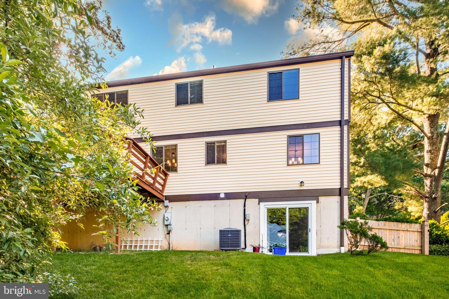 10712 FREDS OAK CT, BURKE, Virginia 22015, 4 Bedrooms Bedrooms, ,2 BathroomsBathrooms,Residential,For sale,10712 FREDS OAK CT,VAFX2191502 MLS # VAFX2191502