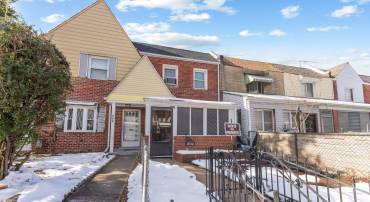 302 34TH PL NE, WASHINGTON, District Of Columbia 20019, 3 Bedrooms Bedrooms, ,2 BathroomsBathrooms,Residential,For sale,302 34TH PL NE,DCDC2172792 MLS # DCDC2172792