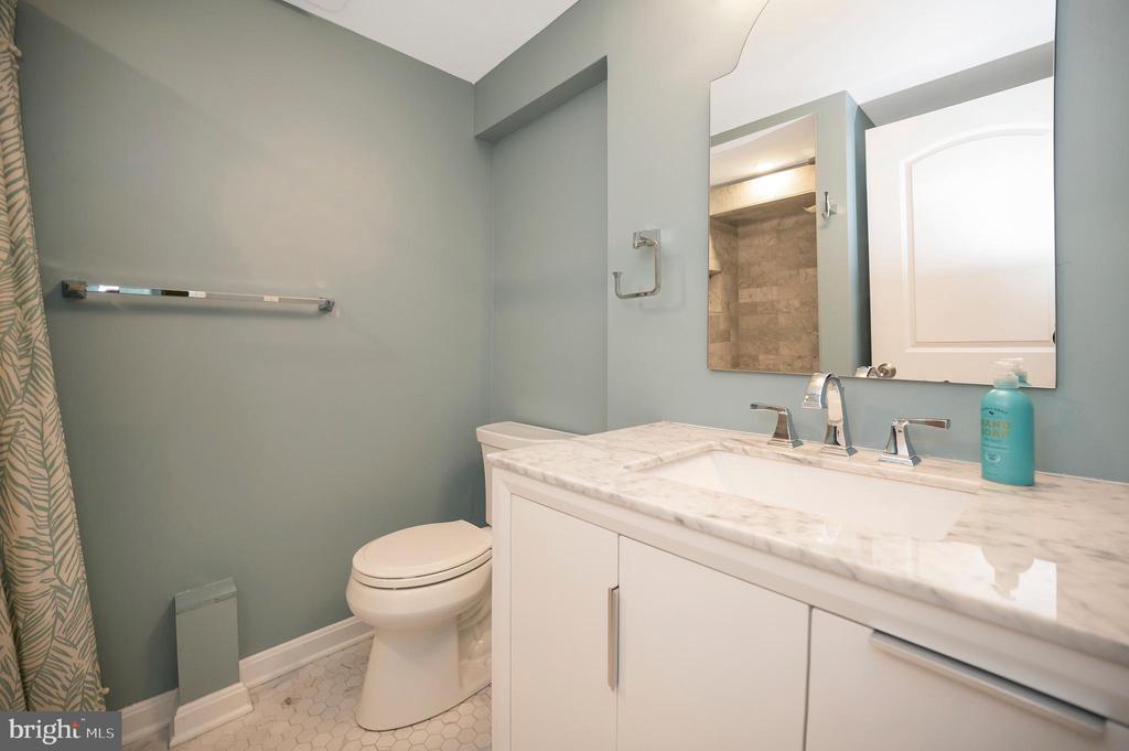 213 BIRCHSIDE CIR, LOCUST GROVE, Virginia 22508, 4 Bedrooms Bedrooms, ,3 BathroomsBathrooms,Residential,213 BIRCHSIDE CIR,VAOR2009482 MLS # VAOR2009482