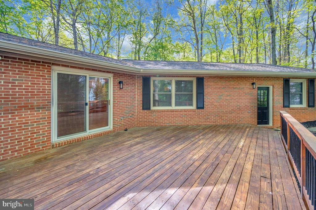 213 BIRCHSIDE CIR, LOCUST GROVE, Virginia 22508, 4 Bedrooms Bedrooms, ,3 BathroomsBathrooms,Residential,213 BIRCHSIDE CIR,VAOR2009482 MLS # VAOR2009482