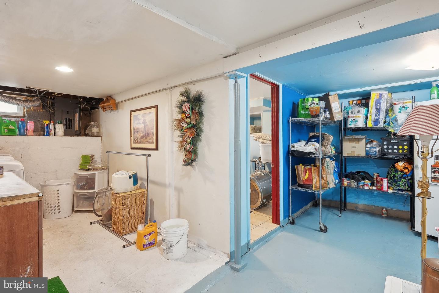 3603 ANNANDALE RD, ANNANDALE, Virginia 22003, 3 Bedrooms Bedrooms, 2 Rooms Rooms,3 BathroomsBathrooms,Residential,For sale,3603 ANNANDALE RD,VAFX2216368 MLS # VAFX2216368