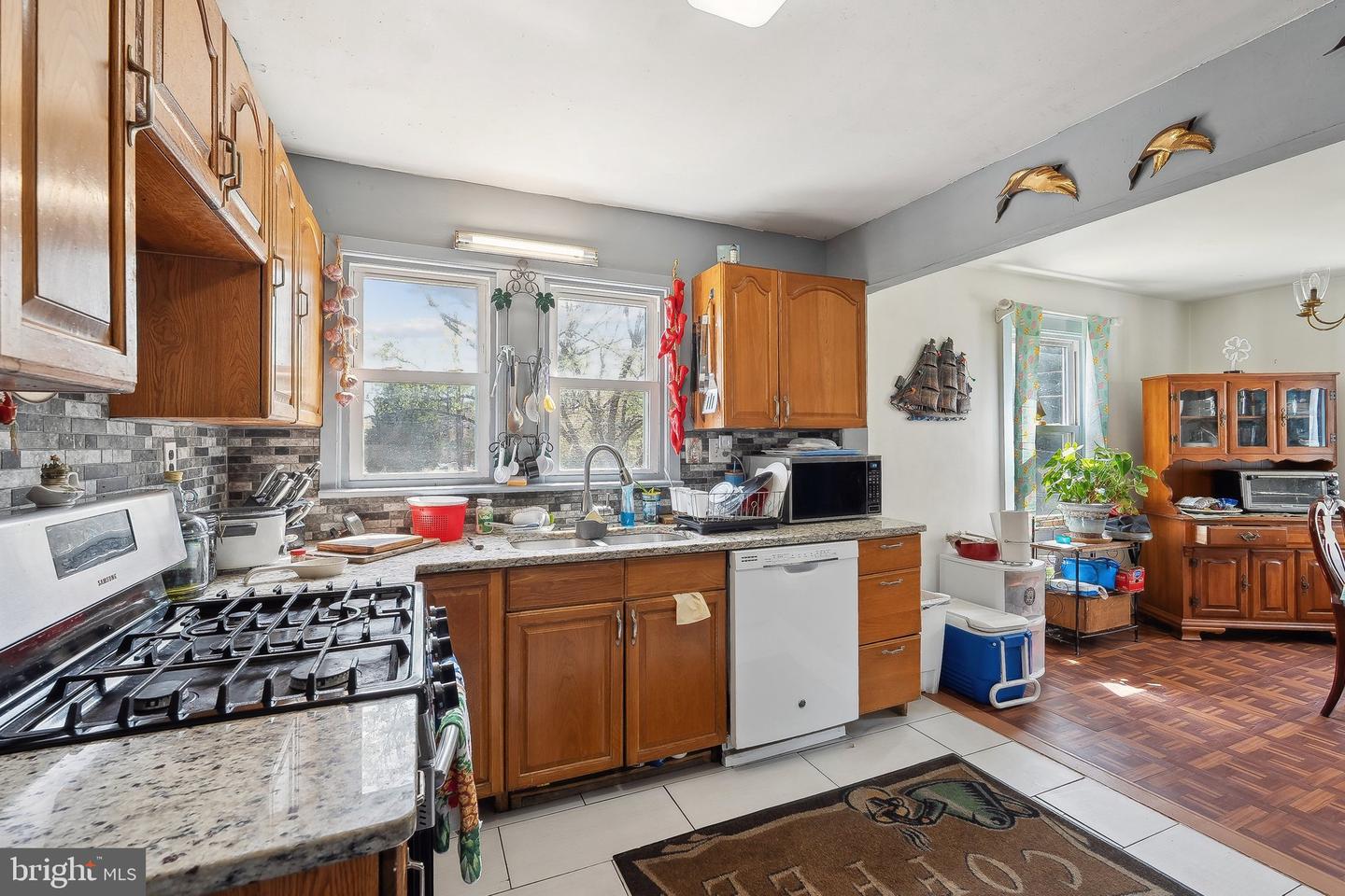 3603 ANNANDALE RD, ANNANDALE, Virginia 22003, 3 Bedrooms Bedrooms, 2 Rooms Rooms,3 BathroomsBathrooms,Residential,For sale,3603 ANNANDALE RD,VAFX2216368 MLS # VAFX2216368