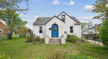 3603 ANNANDALE RD, ANNANDALE, Virginia 22003, 3 Bedrooms Bedrooms, 2 Rooms Rooms,3 BathroomsBathrooms,Residential,For sale,3603 ANNANDALE RD,VAFX2216368 MLS # VAFX2216368