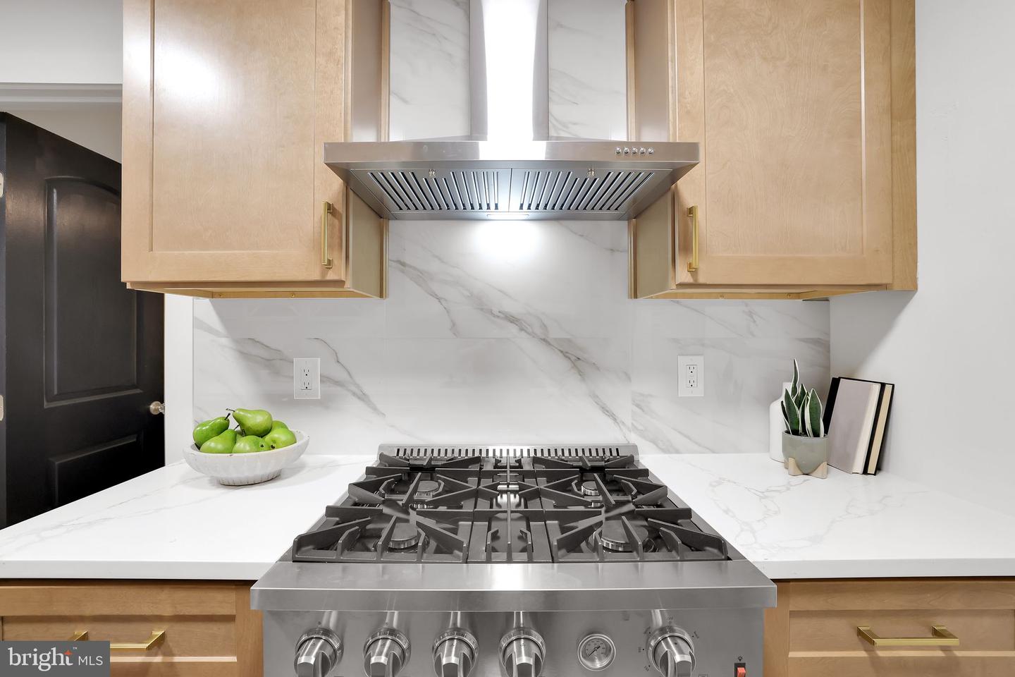2030 F ST NW #304, WASHINGTON, District Of Columbia 20006, 3 Bedrooms Bedrooms, ,2 BathroomsBathrooms,Residential,For sale,2030 F ST NW #304,DCDC2185924 MLS # DCDC2185924