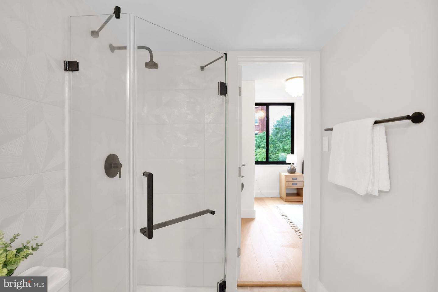 2030 F ST NW #304, WASHINGTON, District Of Columbia 20006, 3 Bedrooms Bedrooms, ,2 BathroomsBathrooms,Residential,For sale,2030 F ST NW #304,DCDC2185924 MLS # DCDC2185924