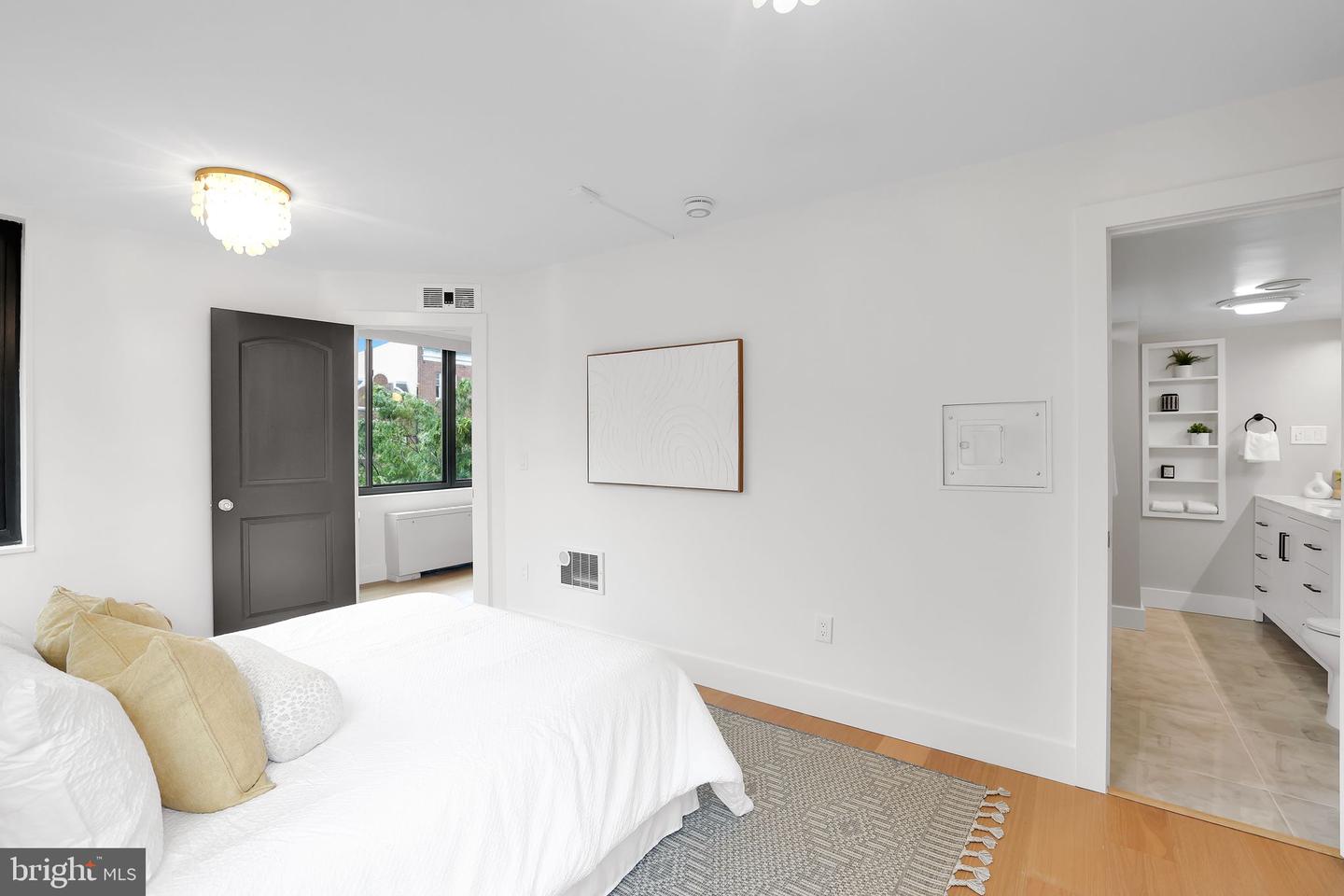 2030 F ST NW #304, WASHINGTON, District Of Columbia 20006, 3 Bedrooms Bedrooms, ,2 BathroomsBathrooms,Residential,For sale,2030 F ST NW #304,DCDC2185924 MLS # DCDC2185924