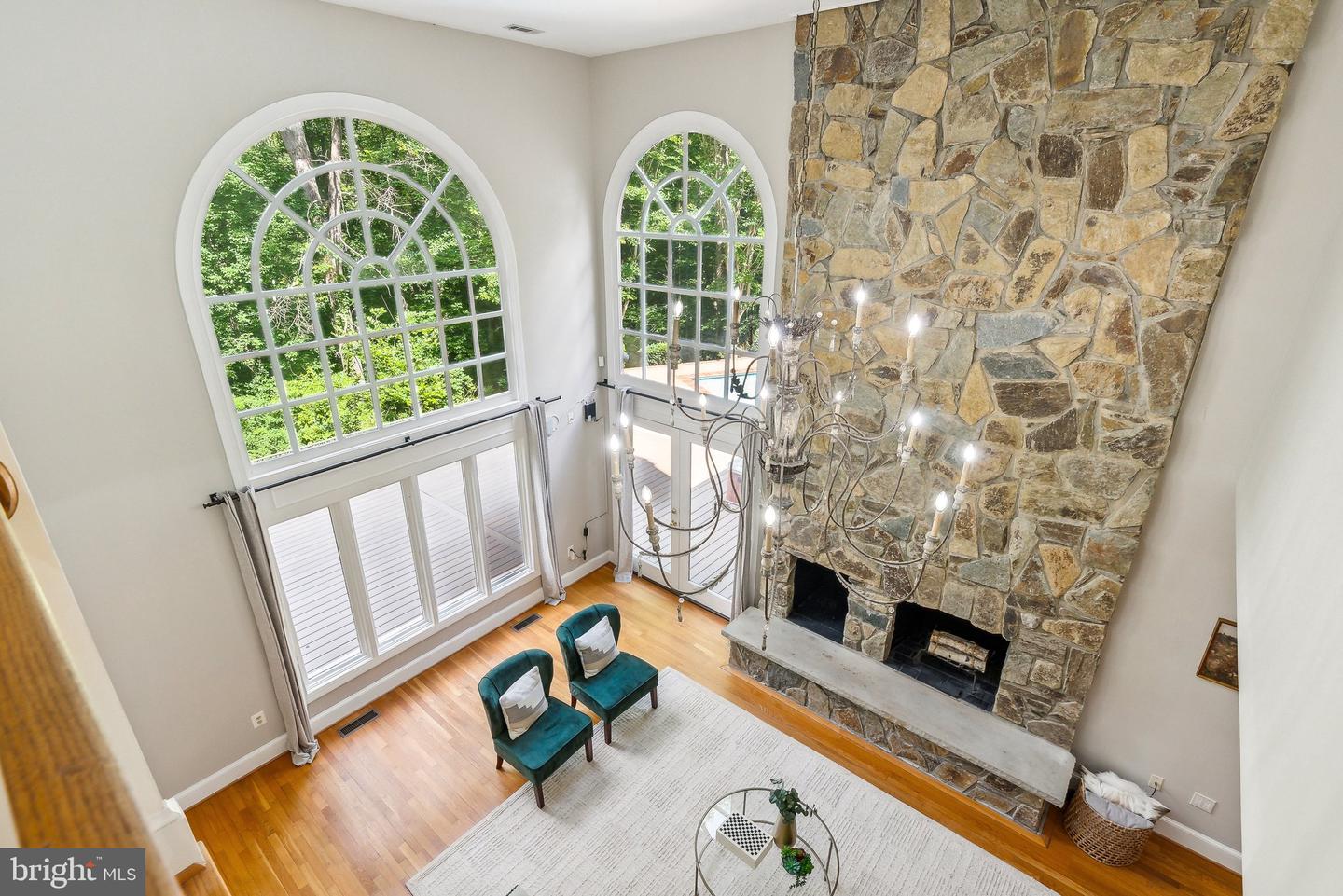 8702 OLD DOMINION DR, MCLEAN, Virginia 22102, 4 Bedrooms Bedrooms, ,4 BathroomsBathrooms,Residential,For sale,8702 OLD DOMINION DR,VAFX2223148 MLS # VAFX2223148