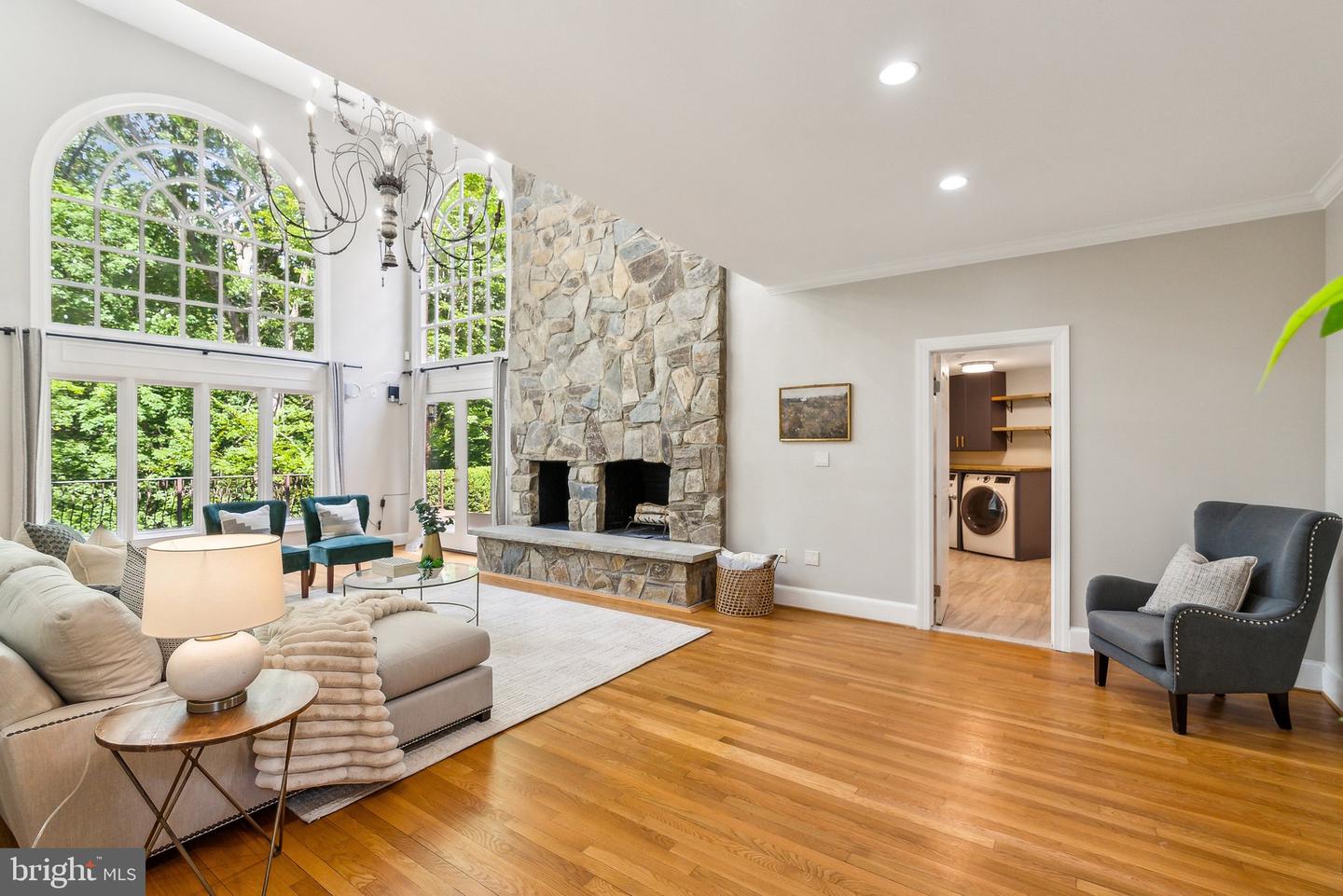 8702 OLD DOMINION DR, MCLEAN, Virginia 22102, 4 Bedrooms Bedrooms, ,4 BathroomsBathrooms,Residential,For sale,8702 OLD DOMINION DR,VAFX2223148 MLS # VAFX2223148