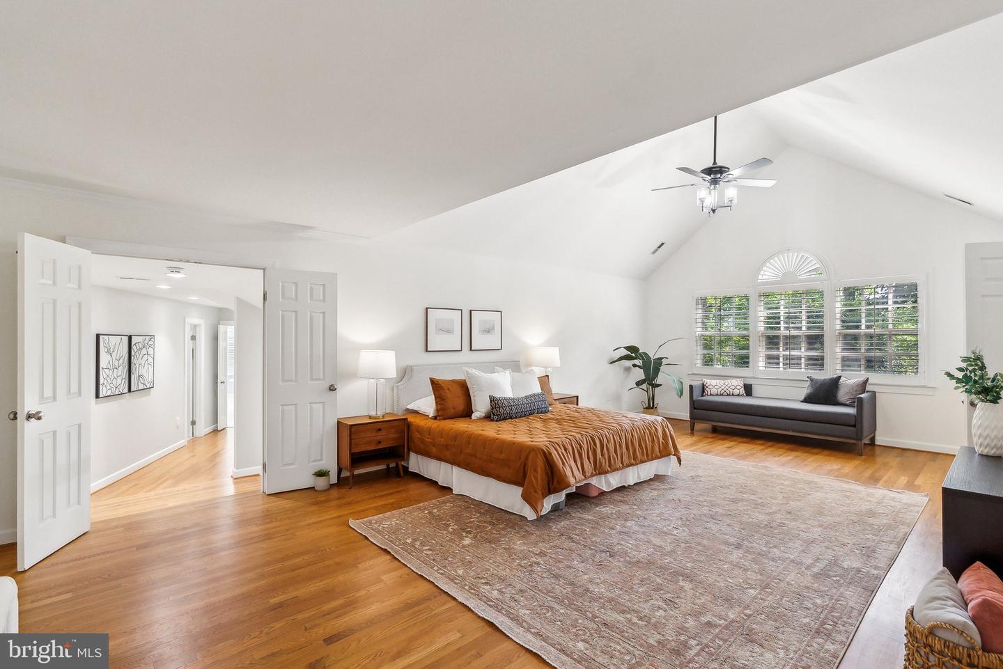8702 OLD DOMINION DR, MCLEAN, Virginia 22102, 4 Bedrooms Bedrooms, ,4 BathroomsBathrooms,Residential,For sale,8702 OLD DOMINION DR,VAFX2223148 MLS # VAFX2223148