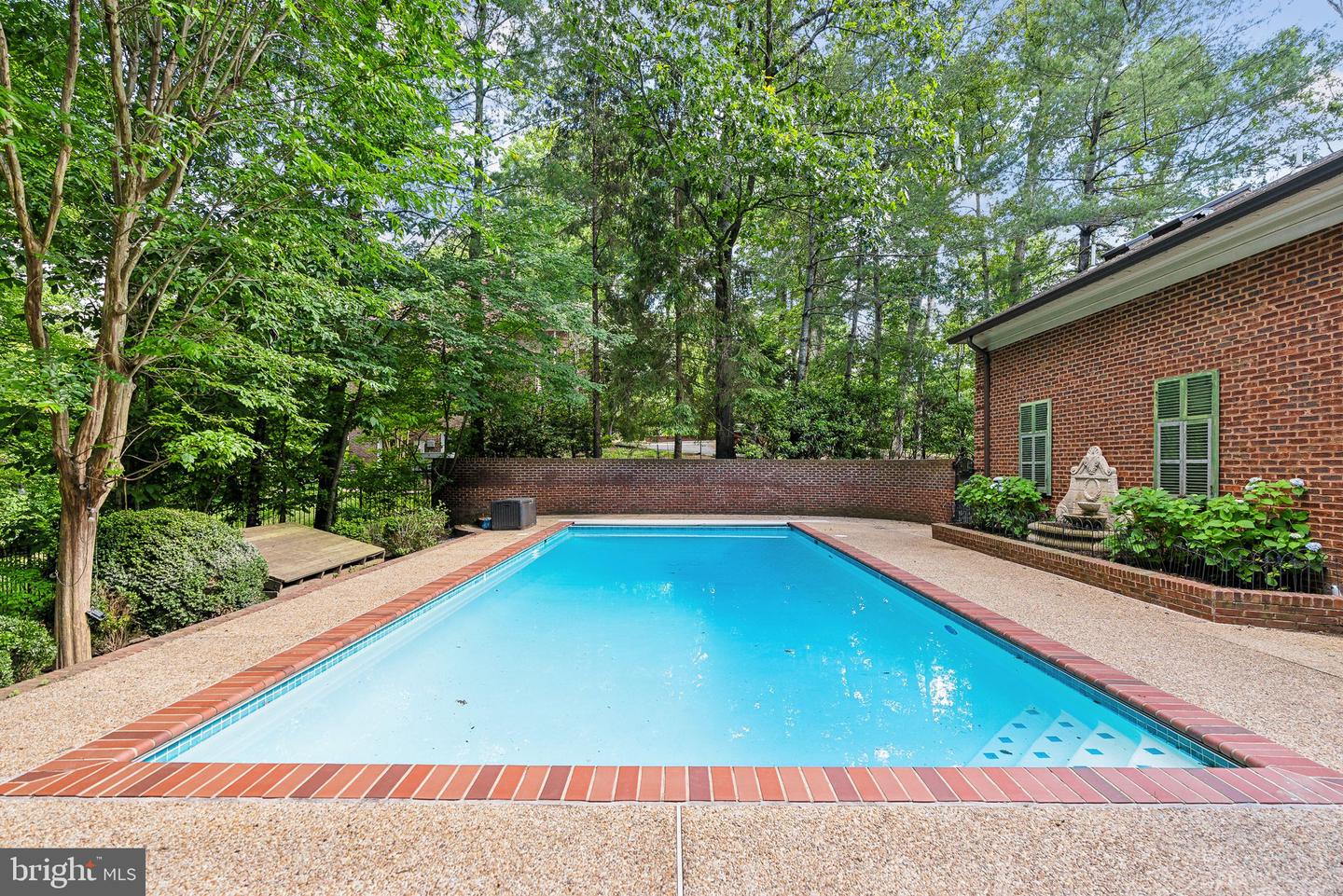 8702 OLD DOMINION DR, MCLEAN, Virginia 22102, 4 Bedrooms Bedrooms, ,4 BathroomsBathrooms,Residential,For sale,8702 OLD DOMINION DR,VAFX2223148 MLS # VAFX2223148