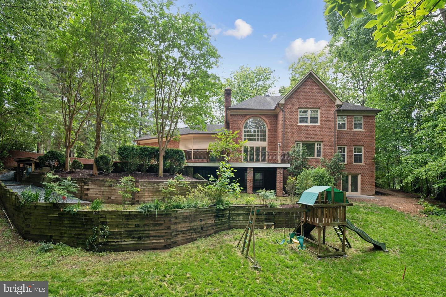 8702 OLD DOMINION DR, MCLEAN, Virginia 22102, 4 Bedrooms Bedrooms, ,4 BathroomsBathrooms,Residential,For sale,8702 OLD DOMINION DR,VAFX2223148 MLS # VAFX2223148