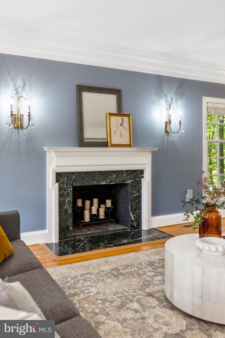 8702 OLD DOMINION DR, MCLEAN, Virginia 22102, 4 Bedrooms Bedrooms, ,4 BathroomsBathrooms,Residential,For sale,8702 OLD DOMINION DR,VAFX2223148 MLS # VAFX2223148