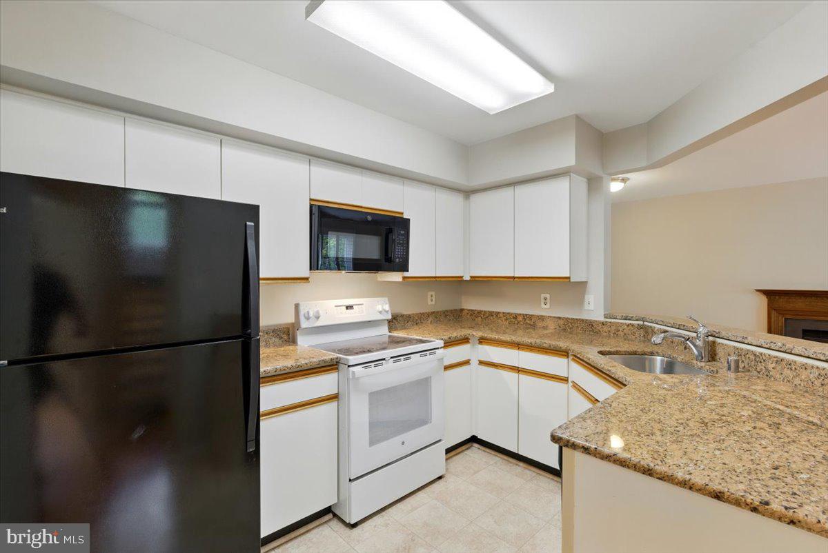 10204 FAIRE COMMONS CT, BURKE, Virginia 22015, 3 Bedrooms Bedrooms, ,3 BathroomsBathrooms,Residential,For sale,10204 FAIRE COMMONS CT,VAFX2224566 MLS # VAFX2224566