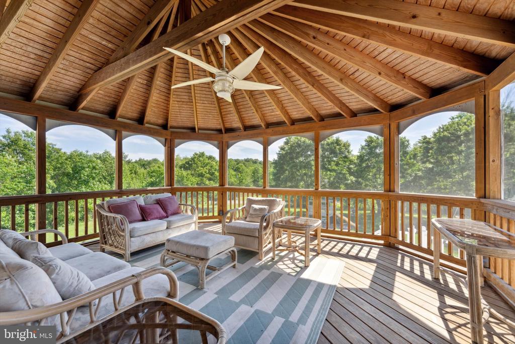 6422 VIEW CT, BROAD RUN, Virginia, 5 Bedrooms Bedrooms, ,3 BathroomsBathrooms,Residential,6422 VIEW CT,VAFQ2016658 MLS # VAFQ2016658