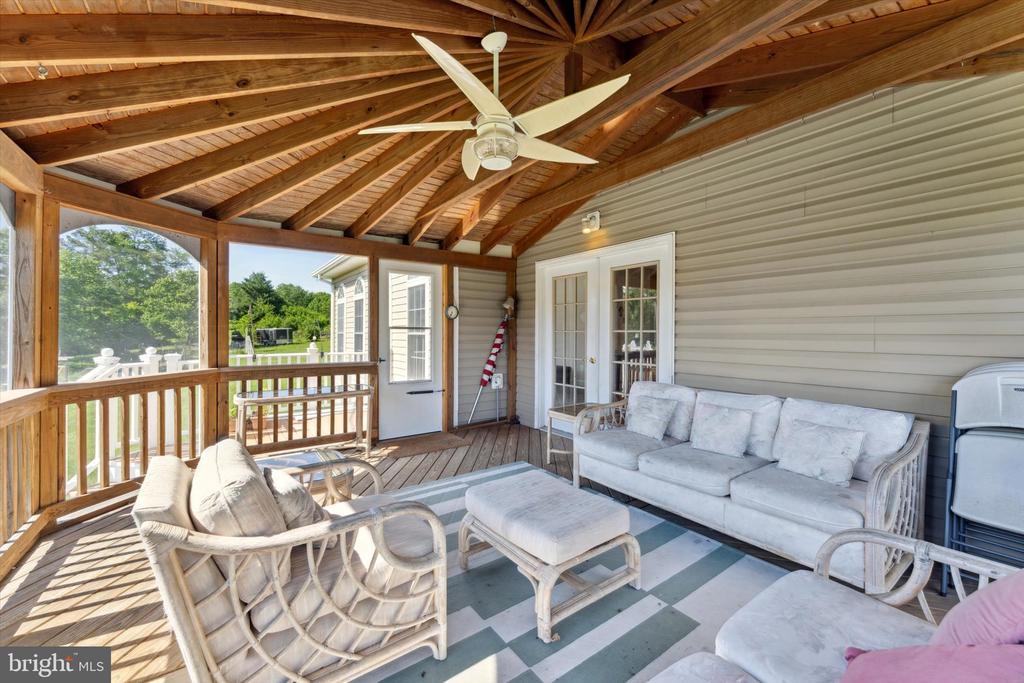 6422 VIEW CT, BROAD RUN, Virginia, 5 Bedrooms Bedrooms, ,3 BathroomsBathrooms,Residential,6422 VIEW CT,VAFQ2016658 MLS # VAFQ2016658