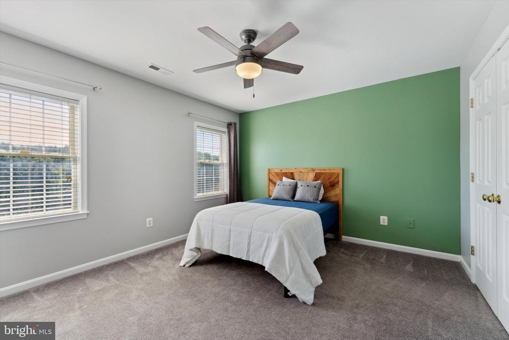 6422 VIEW CT, BROAD RUN, Virginia, 5 Bedrooms Bedrooms, ,3 BathroomsBathrooms,Residential,6422 VIEW CT,VAFQ2016658 MLS # VAFQ2016658