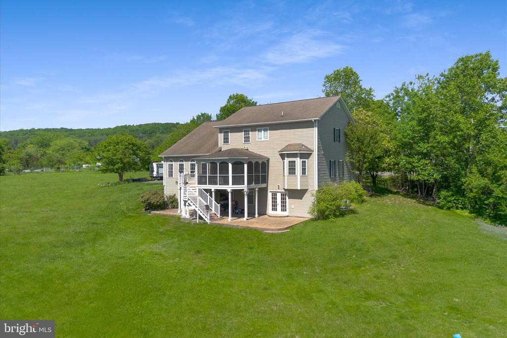 6422 VIEW CT, BROAD RUN, Virginia, 5 Bedrooms Bedrooms, ,3 BathroomsBathrooms,Residential,6422 VIEW CT,VAFQ2016658 MLS # VAFQ2016658