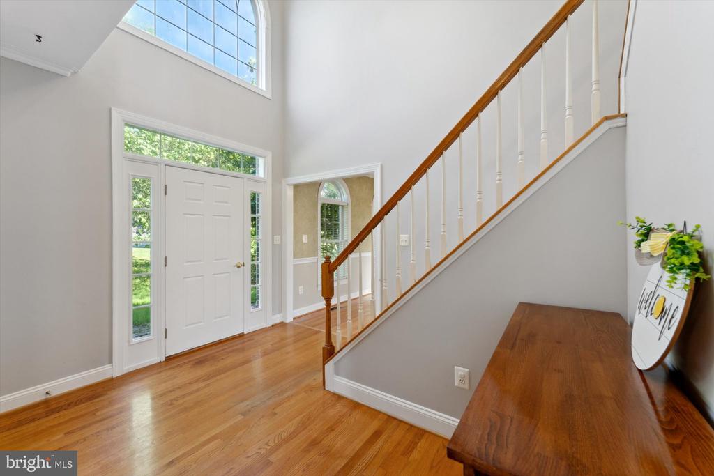 6422 VIEW CT, BROAD RUN, Virginia, 5 Bedrooms Bedrooms, ,3 BathroomsBathrooms,Residential,6422 VIEW CT,VAFQ2016658 MLS # VAFQ2016658