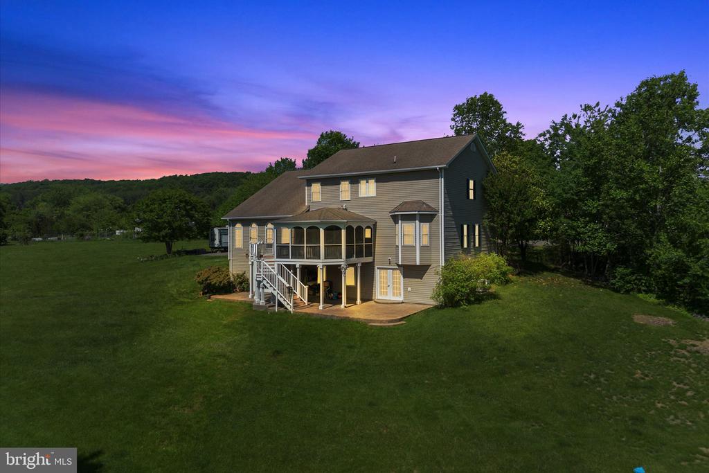 6422 VIEW CT, BROAD RUN, Virginia, 5 Bedrooms Bedrooms, ,3 BathroomsBathrooms,Residential,6422 VIEW CT,VAFQ2016658 MLS # VAFQ2016658