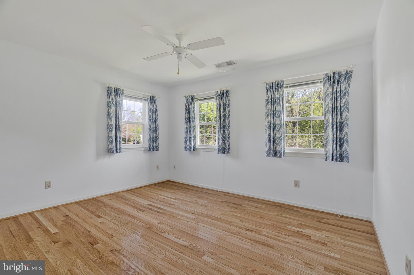 1114 TROTTING HORSE LN, GREAT FALLS, Virginia 22066, 6 Bedrooms Bedrooms, ,3 BathroomsBathrooms,Residential,For sale,1114 TROTTING HORSE LN,VAFX2225320 MLS # VAFX2225320
