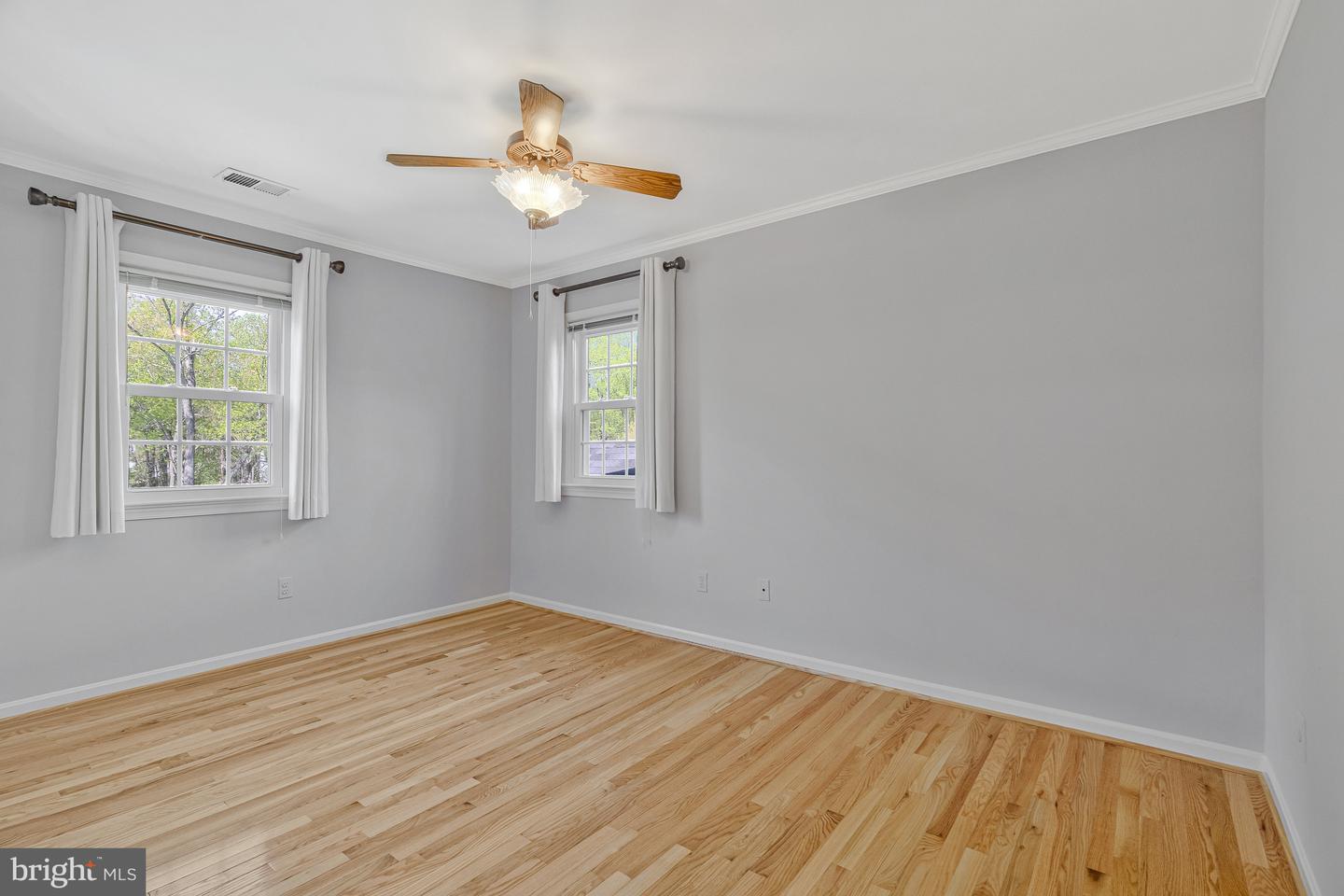 1114 TROTTING HORSE LN, GREAT FALLS, Virginia 22066, 6 Bedrooms Bedrooms, ,3 BathroomsBathrooms,Residential,For sale,1114 TROTTING HORSE LN,VAFX2225320 MLS # VAFX2225320
