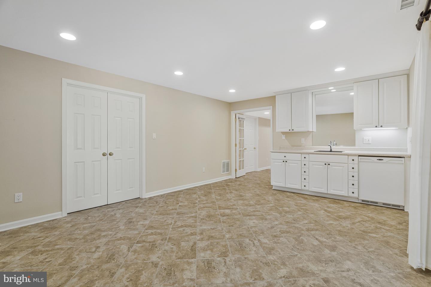 1114 TROTTING HORSE LN, GREAT FALLS, Virginia 22066, 6 Bedrooms Bedrooms, ,3 BathroomsBathrooms,Residential,For sale,1114 TROTTING HORSE LN,VAFX2225320 MLS # VAFX2225320