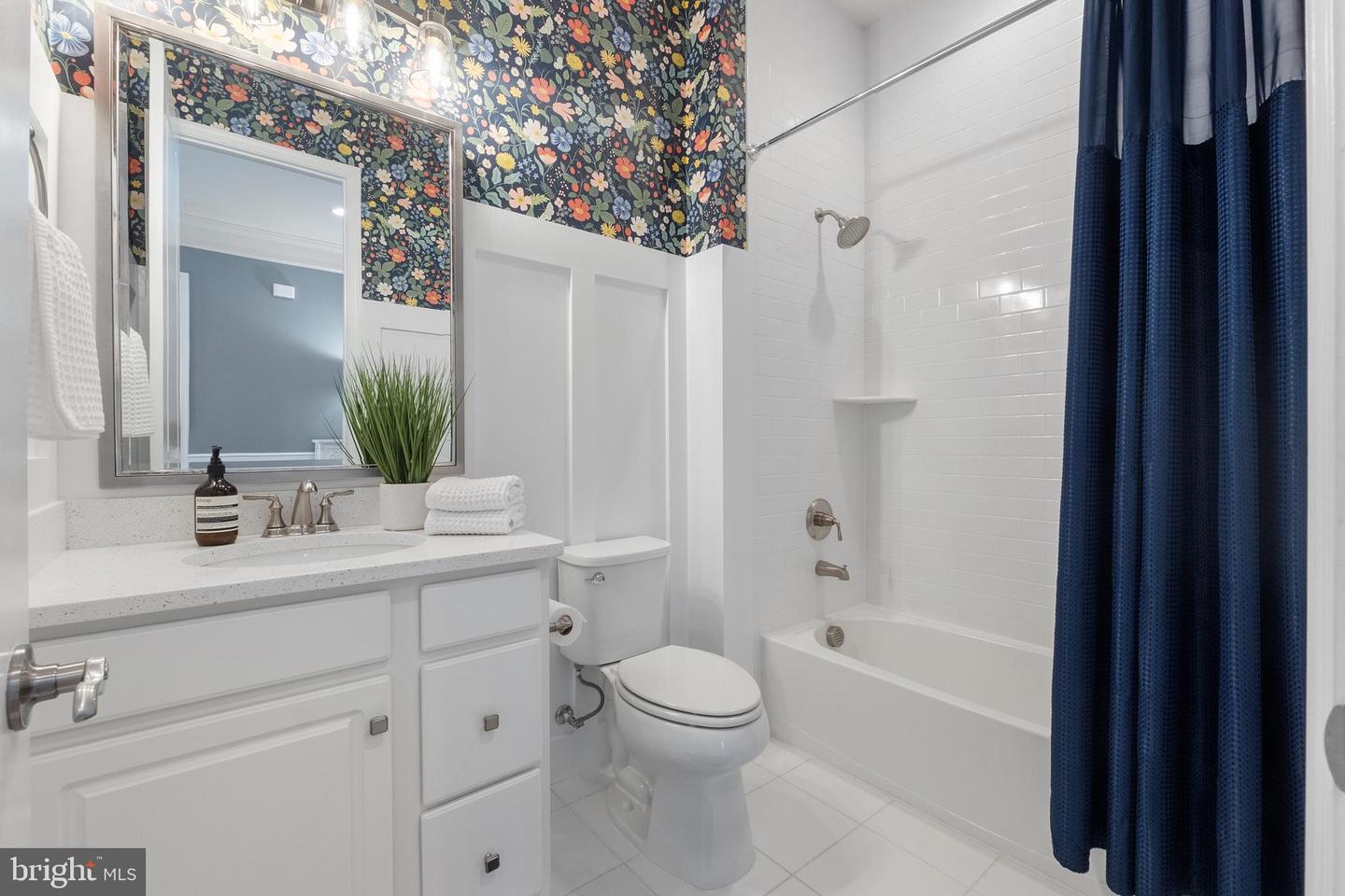 1017 AKAN ST SE, LEESBURG, Virginia 20175, 6 Bedrooms Bedrooms, ,4 BathroomsBathrooms,Residential,For sale,1017 AKAN ST SE,VALO2090524 MLS # VALO2090524