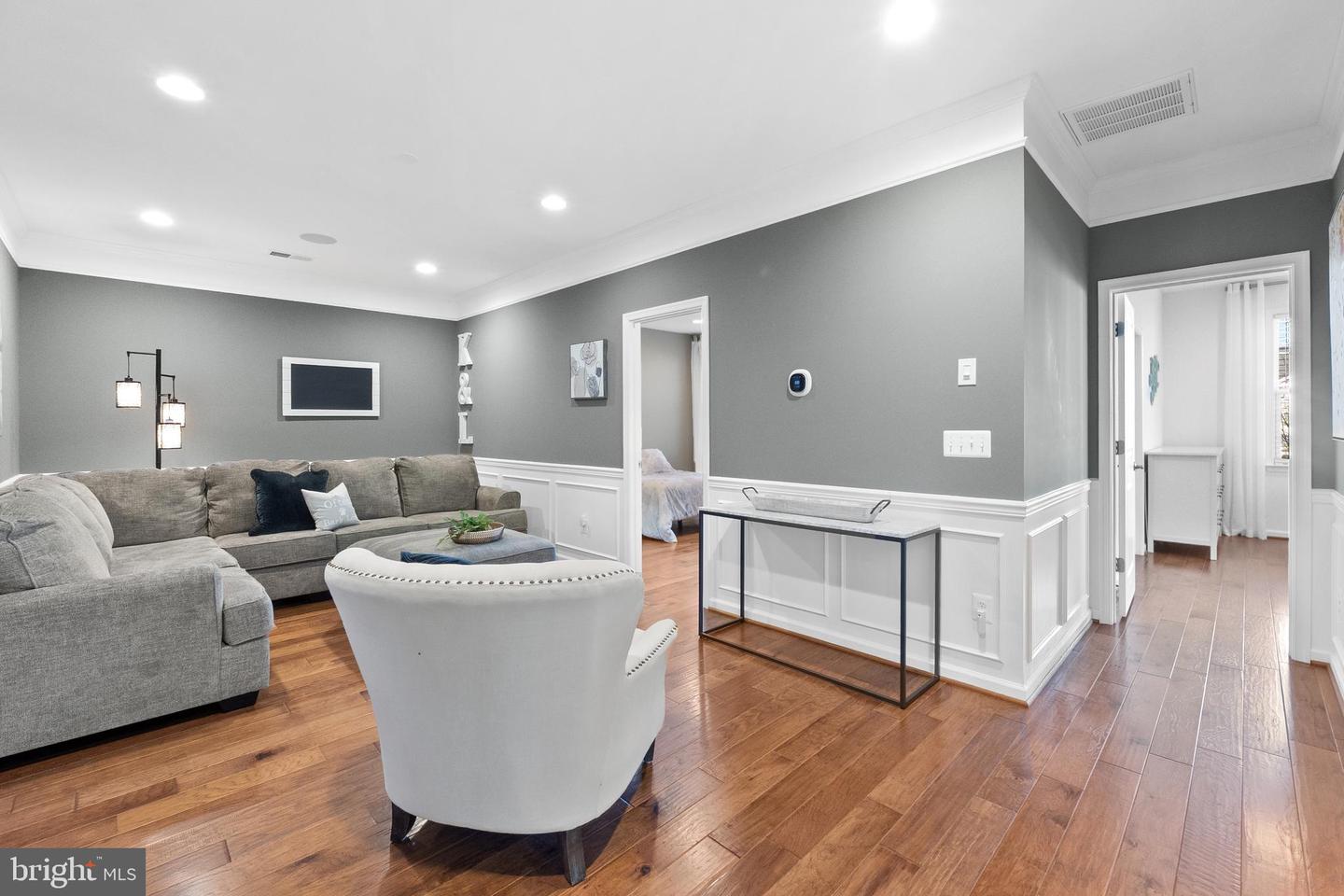 1017 AKAN ST SE, LEESBURG, Virginia 20175, 6 Bedrooms Bedrooms, ,4 BathroomsBathrooms,Residential,For sale,1017 AKAN ST SE,VALO2090524 MLS # VALO2090524