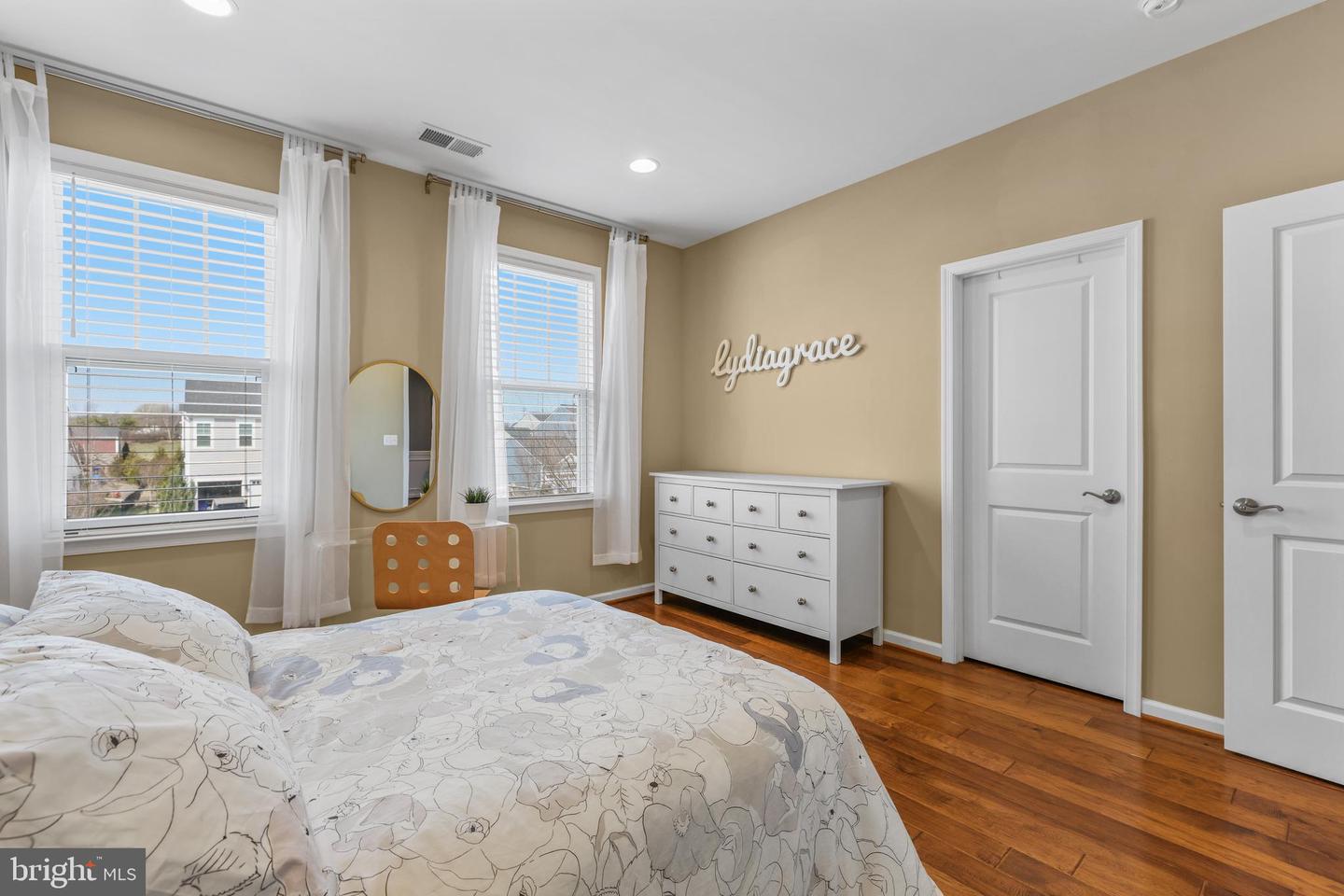 1017 AKAN ST SE, LEESBURG, Virginia 20175, 6 Bedrooms Bedrooms, ,4 BathroomsBathrooms,Residential,For sale,1017 AKAN ST SE,VALO2090524 MLS # VALO2090524