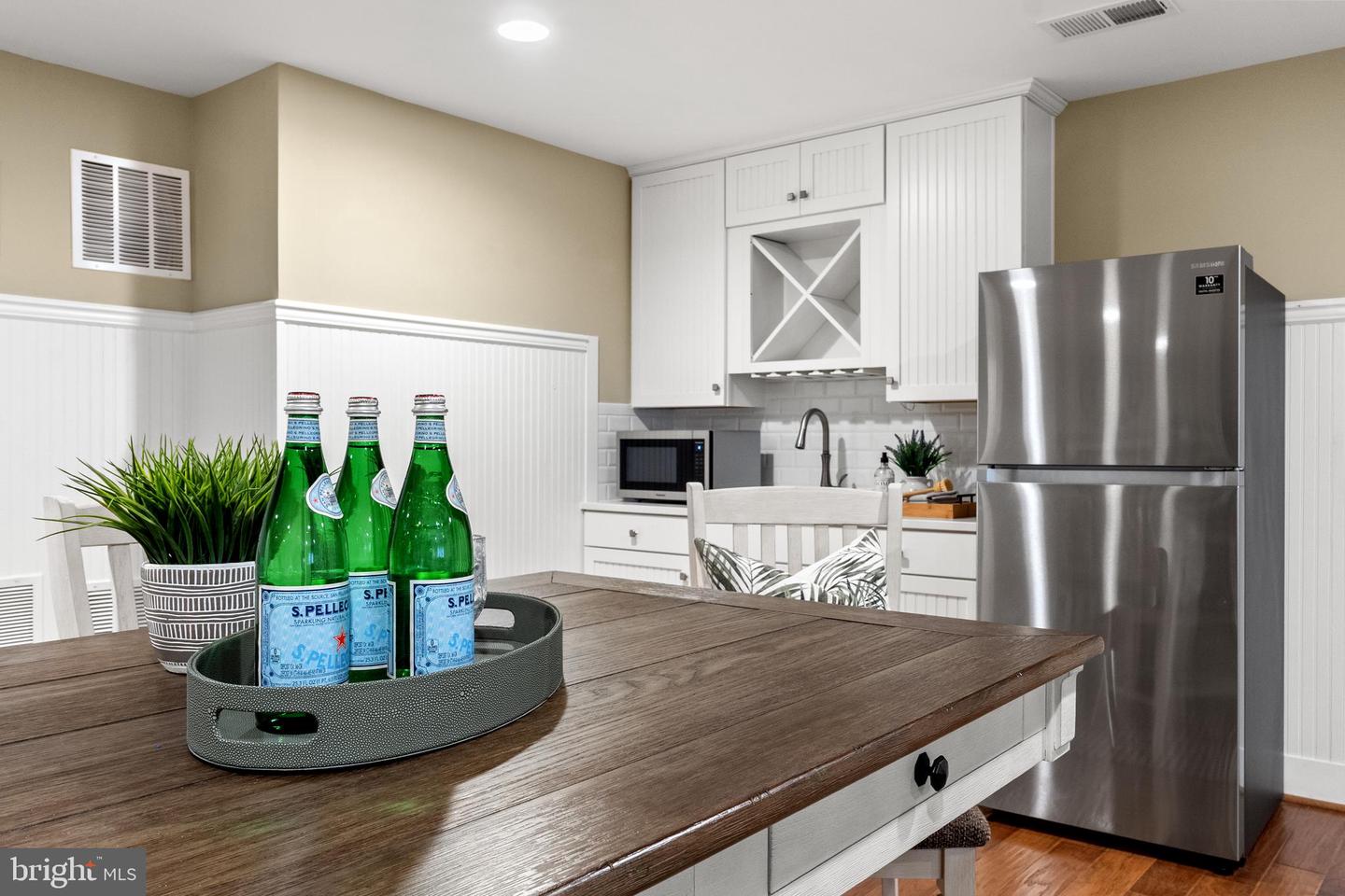 1017 AKAN ST SE, LEESBURG, Virginia 20175, 6 Bedrooms Bedrooms, ,4 BathroomsBathrooms,Residential,For sale,1017 AKAN ST SE,VALO2090524 MLS # VALO2090524